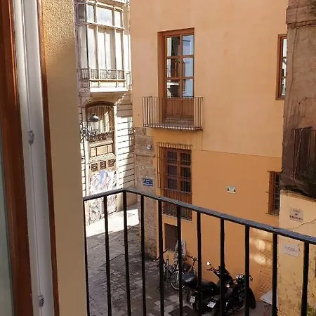 Estudio En Ciutat Vella